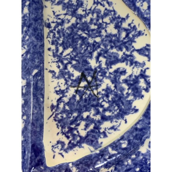 MOLLY DALLAS ROUND DIVIDED VEGETABLE BOWL ~ Pig Cow Blue Spatterware Farmhouse - Picture 10 of 10